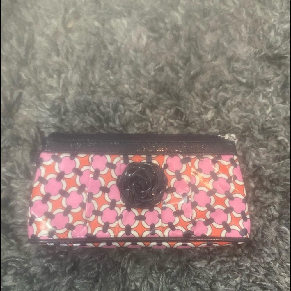 Vera Bradley frill clutch